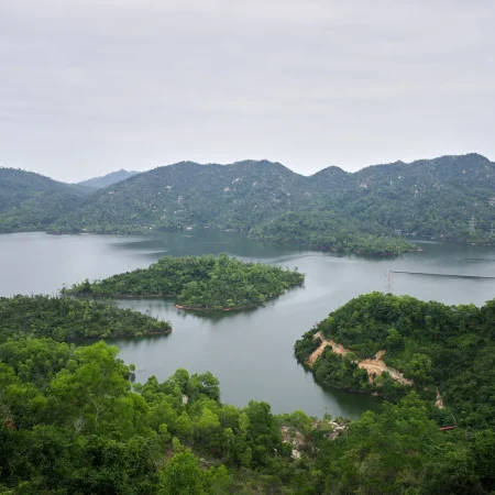 游珠海香山云道·香山湖公园至大镜山水库段栈道