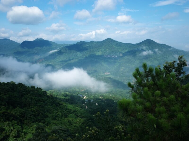  Visit Xiangwo Mountain, Xinxing County, Yunfu City