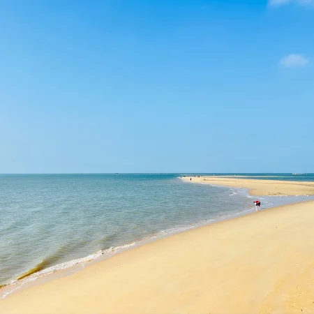 游湛江角头沙风景区