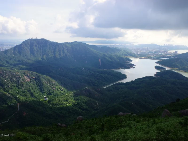 登珠海凤凰山凤凰顶